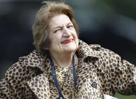 Pioneering reporter Helen Thomas aged into legend